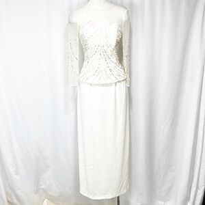 Jovani Beaded Sweetheart Neckline Illusion Long Sleeve Evening Gown siz 10 Cream